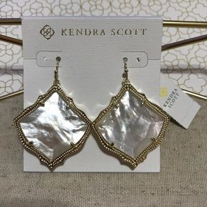 Kendra Scott Kirsten Gold Earrings in Ivory MOP
